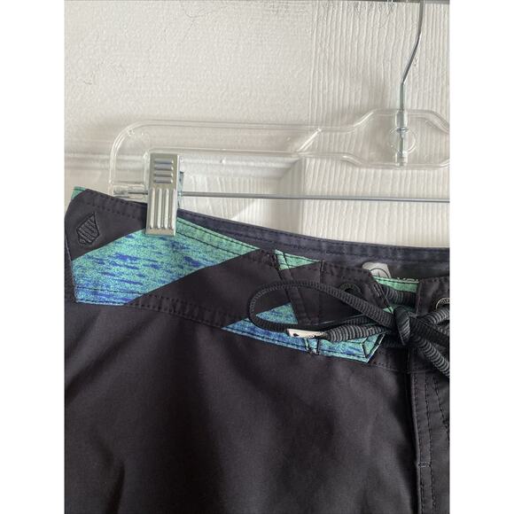 Volcom Mod Tech Mens 31 Board Shorts Surfer Swim Beach Macaw 9" Swim Shorts - Picture 3 of 7